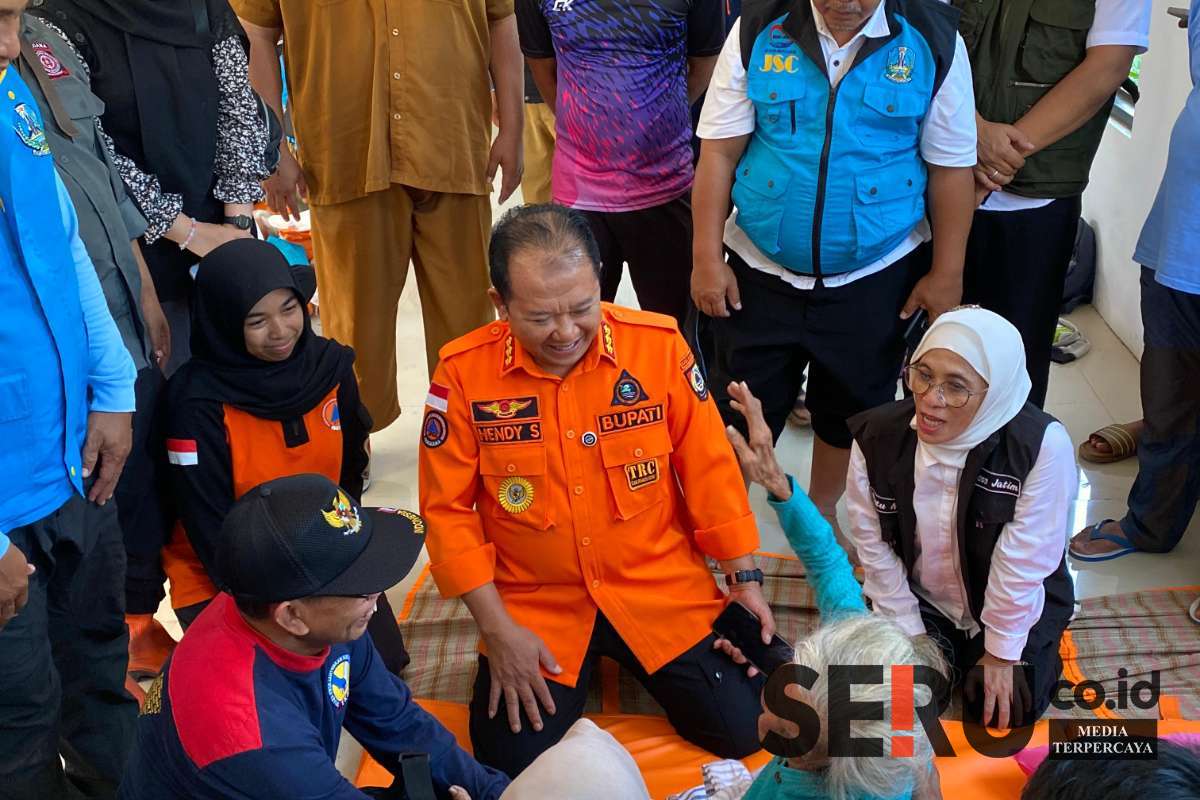 Kunjungan Bupati Jember, Hendy Siswanto di Kecamatan Tempurejo. (Seru.co.id/amb) - Bupati Jember Tinjau Lokasi Banjir di 7 Desa Kecamatan Tempurejo