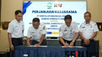 PT KAI Daop 9 Jember Tandatangani kerjasama dengan BMKG Juanda. (Seru.co.id/rio) - Tingkatkan Kenyamanan Penumpang, Kereta PT KAI Daop 9 Jember Jalin Kerjasama dengan BMKG Juanda