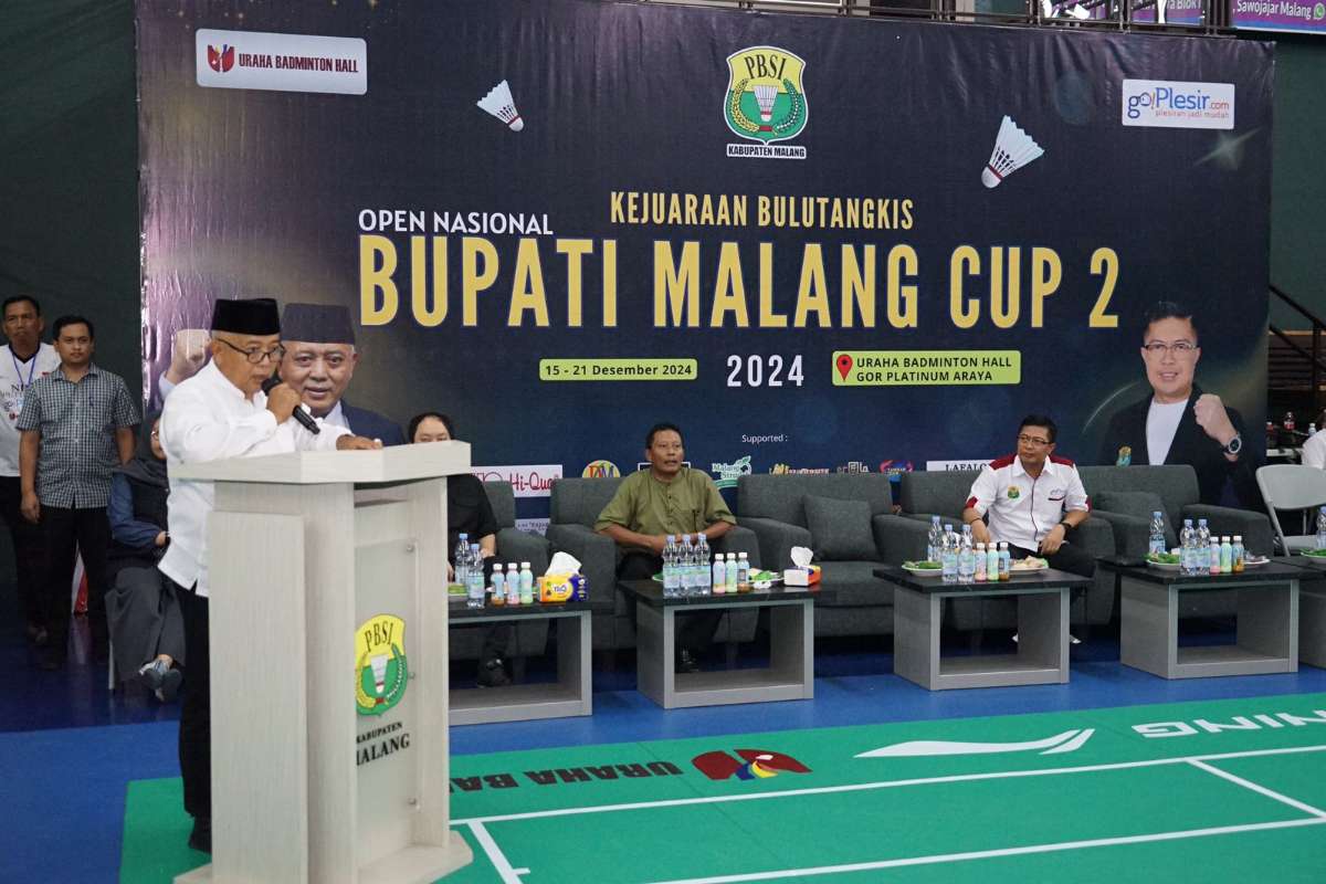 Pembukaan Kejuaraan Bulutangkis Bupati Malang Cup II Open Nasional tahun 2024. (ist) - Kejuaraan Bulutangkis Bupati Malang Cup II Open Nasional Tahun 2024, Ajang Lahirkan Para Atlet