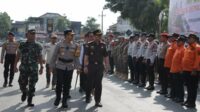 Pemeriksaan pasukan oleh Kapolres Batu, Kajari dan Dandim 0818 Malang Batu. (ist) - Apel Gelar Pasukan Operasi Lilin Semeru 2024 Siapkan 500 Lebih Personel Keamanan Gabungan