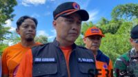 Pj Wali Kota Malang, Iwan Kurniawan, sedang menjelaskan kepada awak media. (Seru.co.id/ws12) - Pj Wali Kota Malang Melalui BPBD Siapkan Edukasi dan Pelatihan Mitigasi Bencana Banjir di Tahun 2025