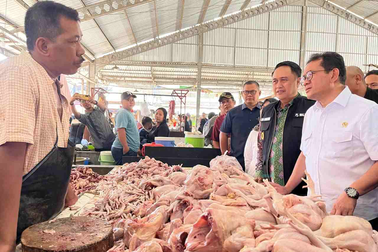 Pemantauan Pasar Madyopuro Jelang Nataru: Harga Bahan Pokok Kota Malang Stabil