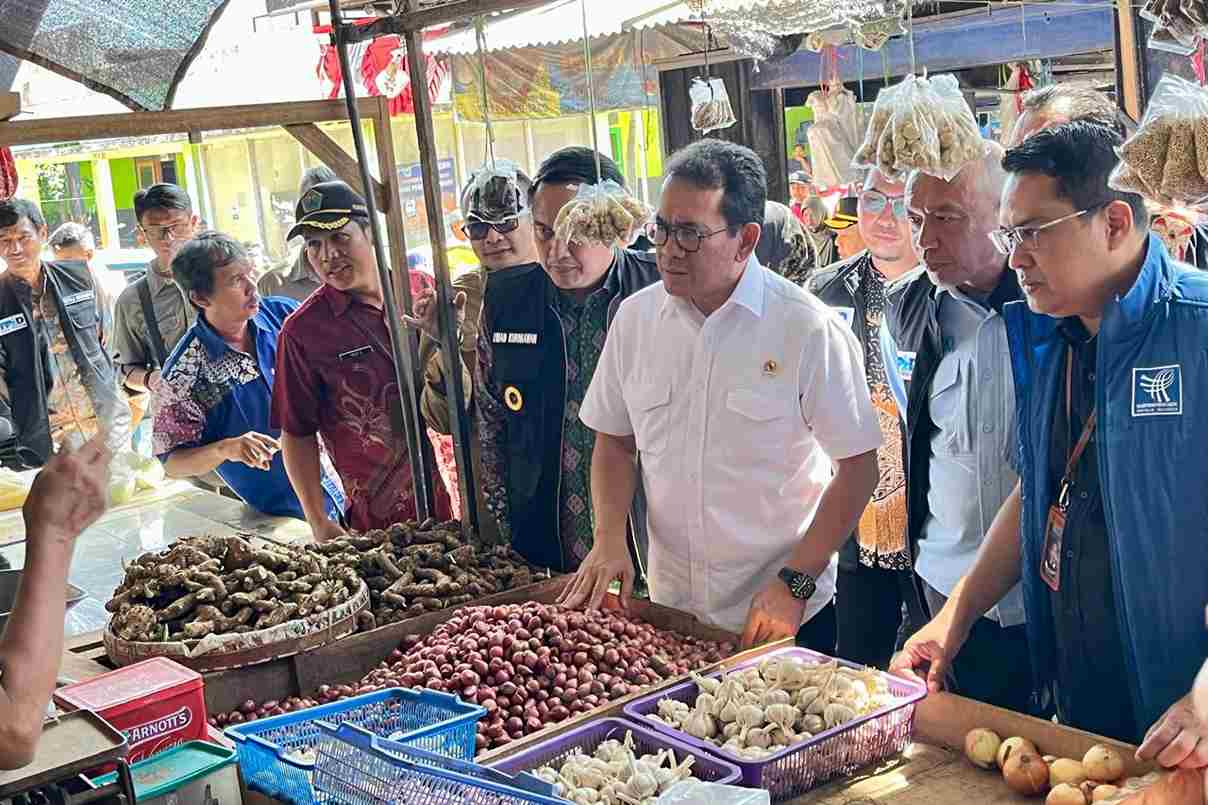 Pemantauan Pasar Madyopuro Jelang Nataru: Harga Bahan Pokok Kota Malang Stabil