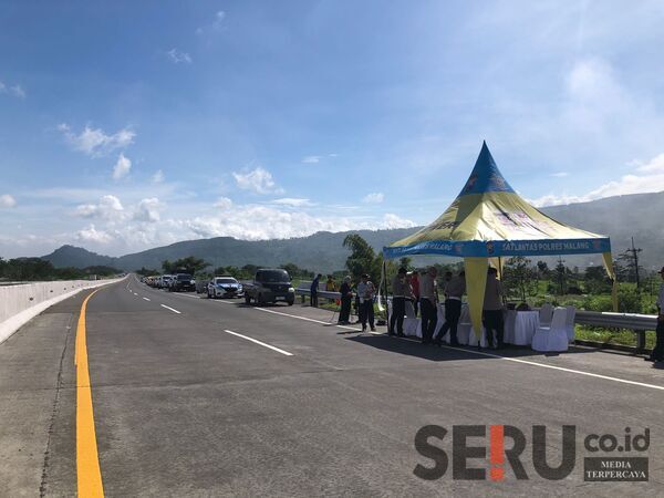 Ditlantas Polda Jatim dan Polres Malang Lakukan Olah TKP Tabrakan Maut Tol Pandaan - Malang Kilometer 77