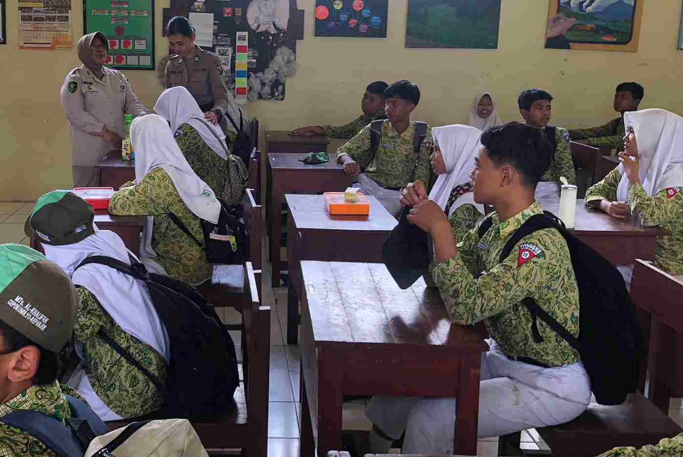 Tidak Habiskan Jatah Makanan Bergizi, AM Pilih Membawa Pulang untuk Dimakan Bersama Sang Adik