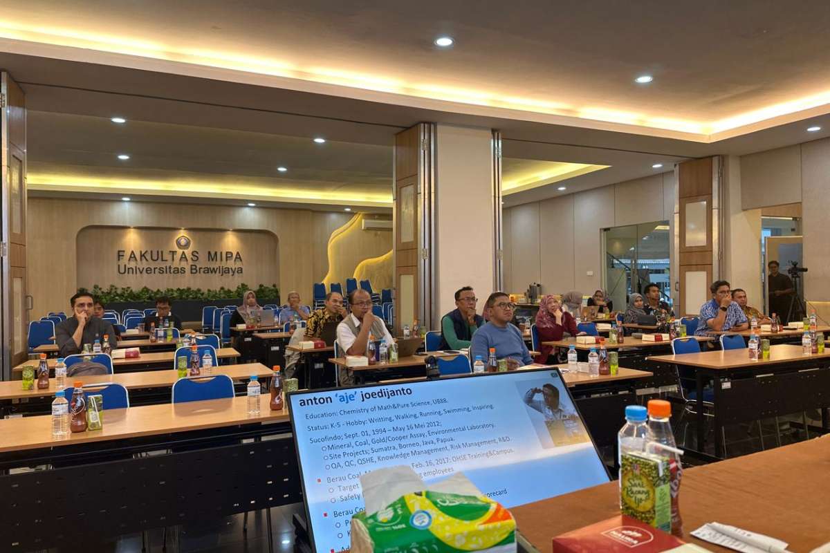 Acara Rakernas Alumni FMIPA UB sedang berlangsung. (ist) - Rakernas Alumni FMIPA UB, Sinergi untuk Masa Depan Gemilang
