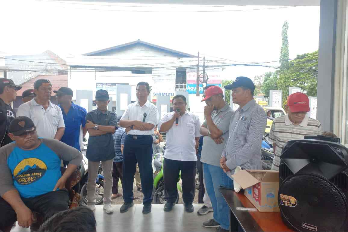 Polemik Penutupan Akses Jalan Utama Perum GSI, Warga Gelar Aksi Penolakan
