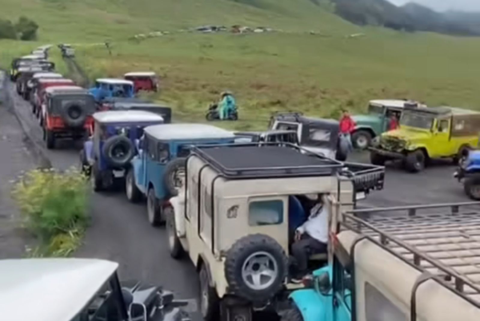 BB TNBTS Buka Suara Terkait Video Viral AKsi Protes Pengusaha Jeep di Bromo
