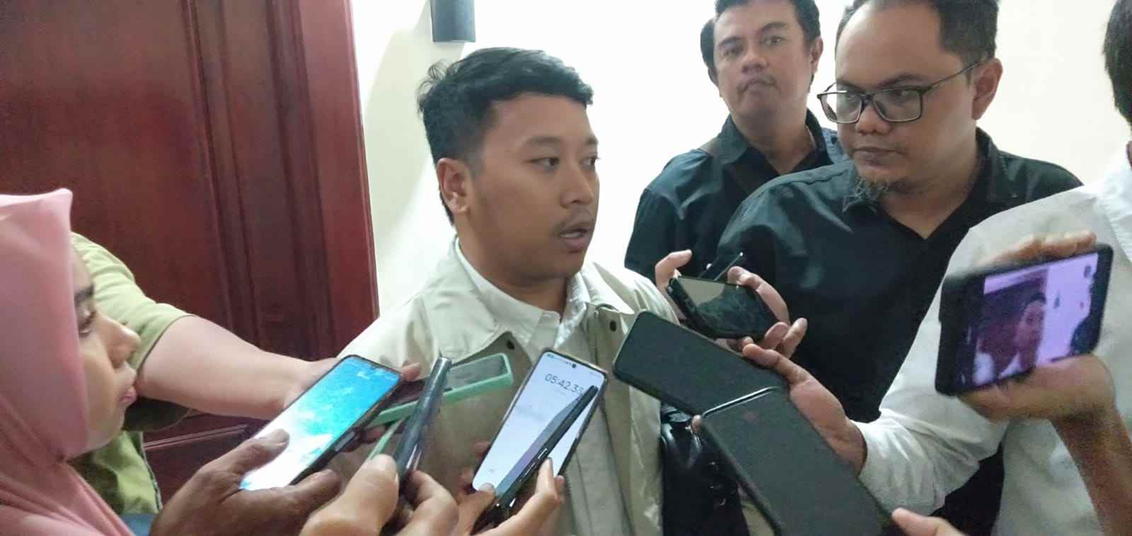 Komisi C DPRD Tolak Pembangunan Surabaya Water Front Land