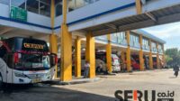 Beberapa armada bus yang berada di Terminal Purabaya. (Seru.co.id/sda1) - Terminal Purabaya Tidak Alami Kenaikan Penumpang yang Signifikan di Libur Panjang Kali Ini