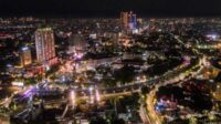 Ilustrasi penggunaan listrik malam hari di wilayah Jatim. (ist) - PLN Jatim: Kinerja Penjualan Listrik Tahun 2024 Tembus 44,3 TWh