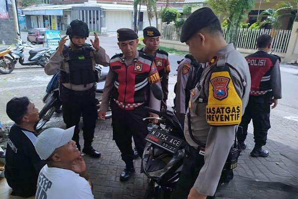KRYD ini bertujuan mengantisipasi kejahatan jalanan. (ist) - Jaga Kondusifitas Awal Tahun, Polresta Malang Kota Gencarkan Patroli KRYD dan Siagakan Personel POH