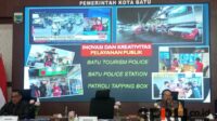 Kapolres Batu paparkan Inovasi dan kreativitas Pelayanan Publik kepada media. (Seru.co.id/dik) - Kapolres Batu Apresiasi Capaian Kinerja Pemkot Batu 2024 Melalui Hasil Survei