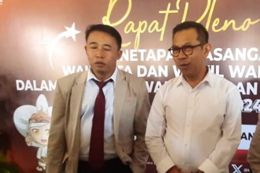 Nurochman-Heli Resmi Ditetapkan Sebagai Wali Kota Batu Terpilih 2024-2029