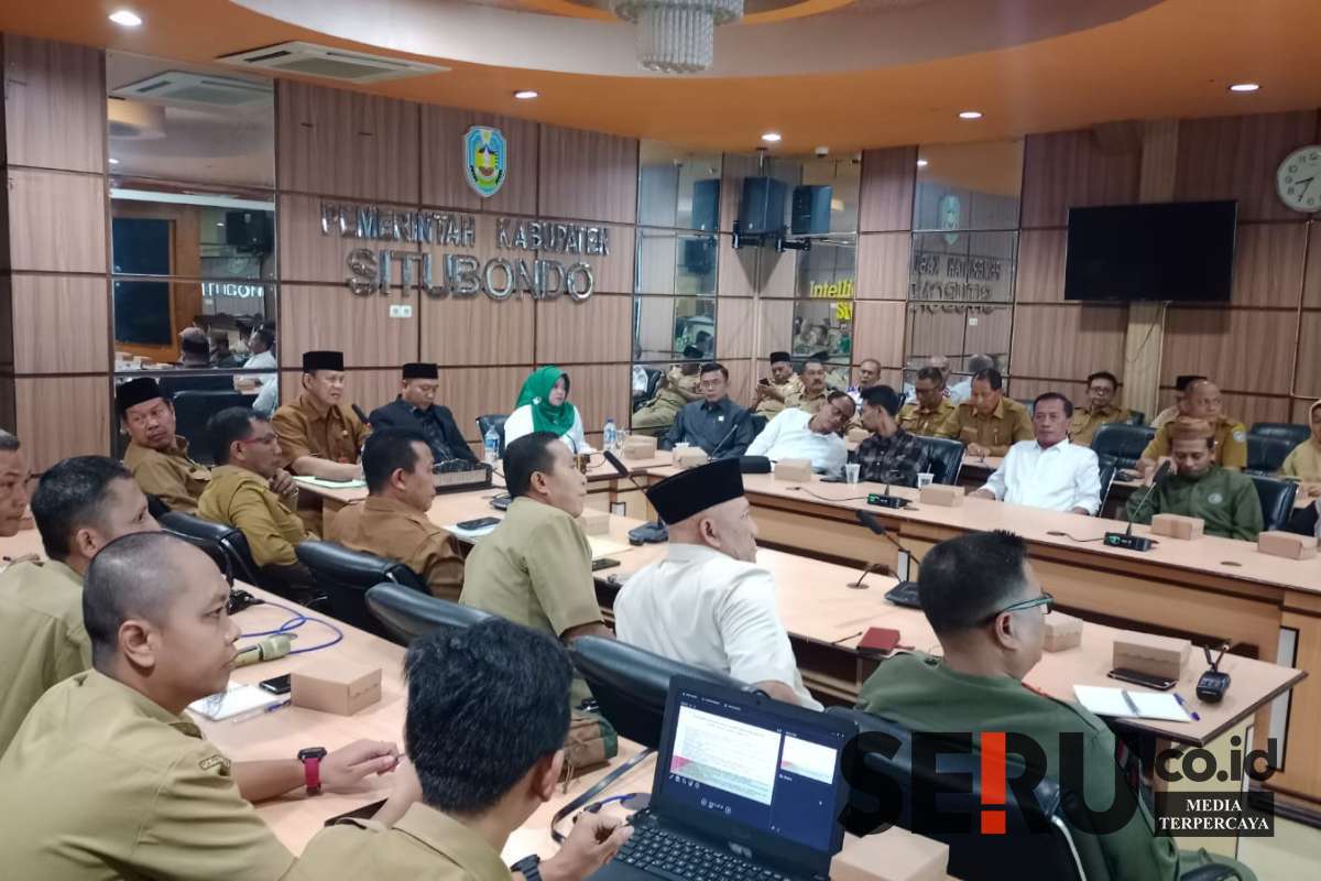 Koordinasi tersebut membahas pelantikan Bupati dan wakil bupati kabupaten Situbondo terpilih, Senin (6/1/2025). (Seru.co.id/aza) - Bupati dan Wabup Terpilih Situbondo, Mas Rio dan Mbak Ulfi Minta Penyambutan Tanpa Karpet Merah