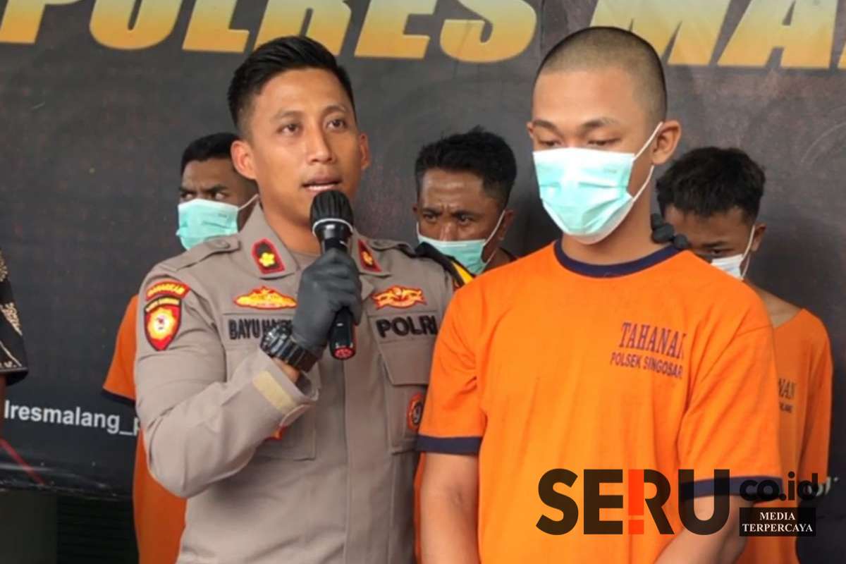 Pelaku Rianto dimintai keterangan oleh Wakapolres Malang, Kompol Bayu Halim Nugroho. (wul) - Modus Open BO, Pemuda Pakisaji Jarah Barang Berharga Wanita yang Dikencani