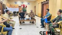 Pembahasan persoalan Megathrust dan Dokumen Kapal Nelayan di Pendopo Wahyawibawagraha. (Seru.co.id/rio) - Posal Puger Bahas Soal Megathrust dan Pentingnya Dokumen Kapal Nelayan Bersama Bupati