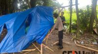 Penggerebekan yang dilakukan Tim Polres Pamekasan. (Seru.co.id/udi) - Polres Pamekasan Gerebek Judi Sabung Ayam, 18 Terduga Pelaku Diamankan