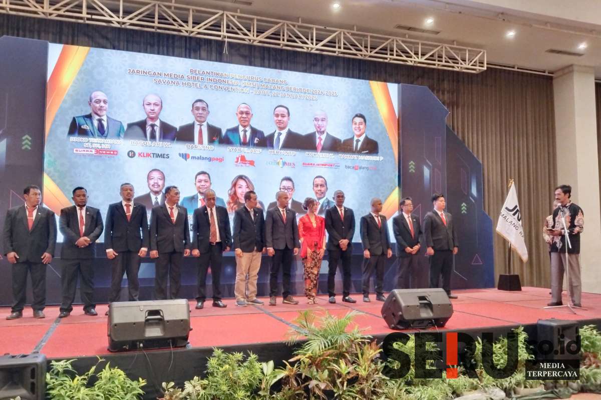 Pengurus JMSI Malang Raya saat dilantik. (Seru co.id/afi) - Pengurus JMSI Malang Raya Resmi Dilantik, Siap Kawal Kebijakan dan Jaga Independensi Media