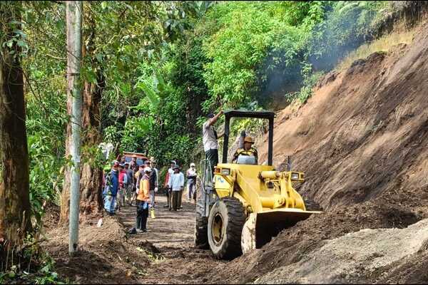 Libur Imlek, Tanah Longsor Melanda Sejumlah Titik di Kota Batu