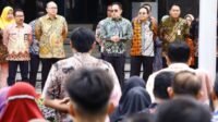 Pj Gubernur Jatim pimpin apel perdana tahun 2025. (ist) - Awali Tahun 2025, Pj Gubernur Pastikan ASN Pemprov Jatim Tak Bolos Kerja
