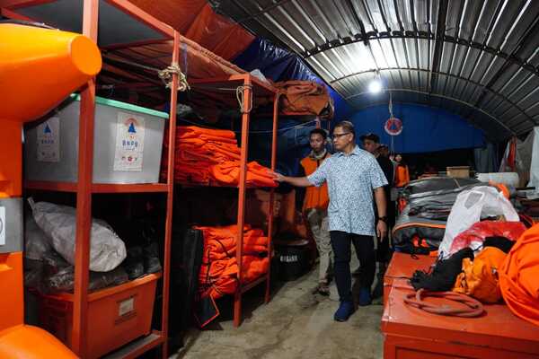 Pj. Wali Kota Batu Sidak Logistik, Ransum dan Sarpras TRC BPBD