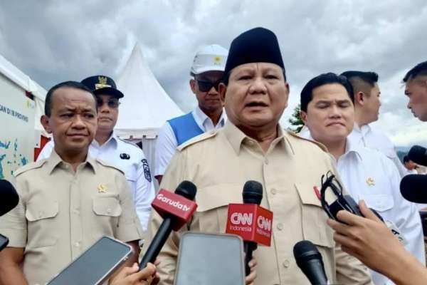 Prabowo saat berkunjung ke Sumedang. (ist) - Prabowo Pamerkan Berbagai Perubahan 100 Hari Pemerintahannya