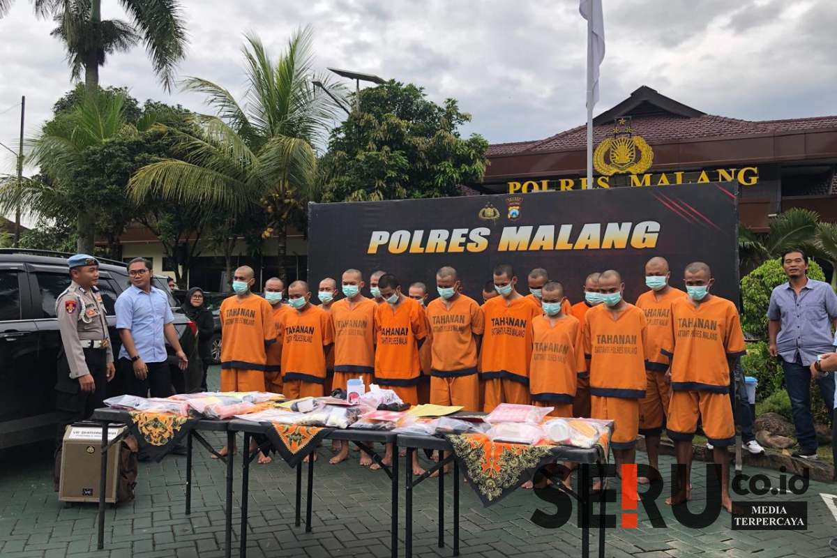 Rilis penangkapan belasan pelaku pengedar dan kurir narkoba di wilayah Hukum Polres Malang. (Seru.co.id/wul) - Belasan Pengedar dan Kurir Narkoba di Kabupaten Malang Ditangkap Polisi