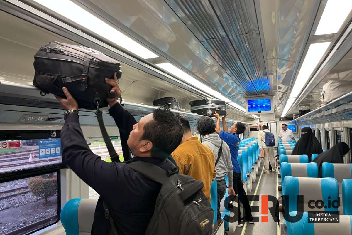 Sarana Rangkaian Kereta New Generation. (Seru.co.id/rio) - Tingkatkan Kenyamanan Pelanggan, KAI Daop 9 Jember Ganti Sarana Kereta Terbaru