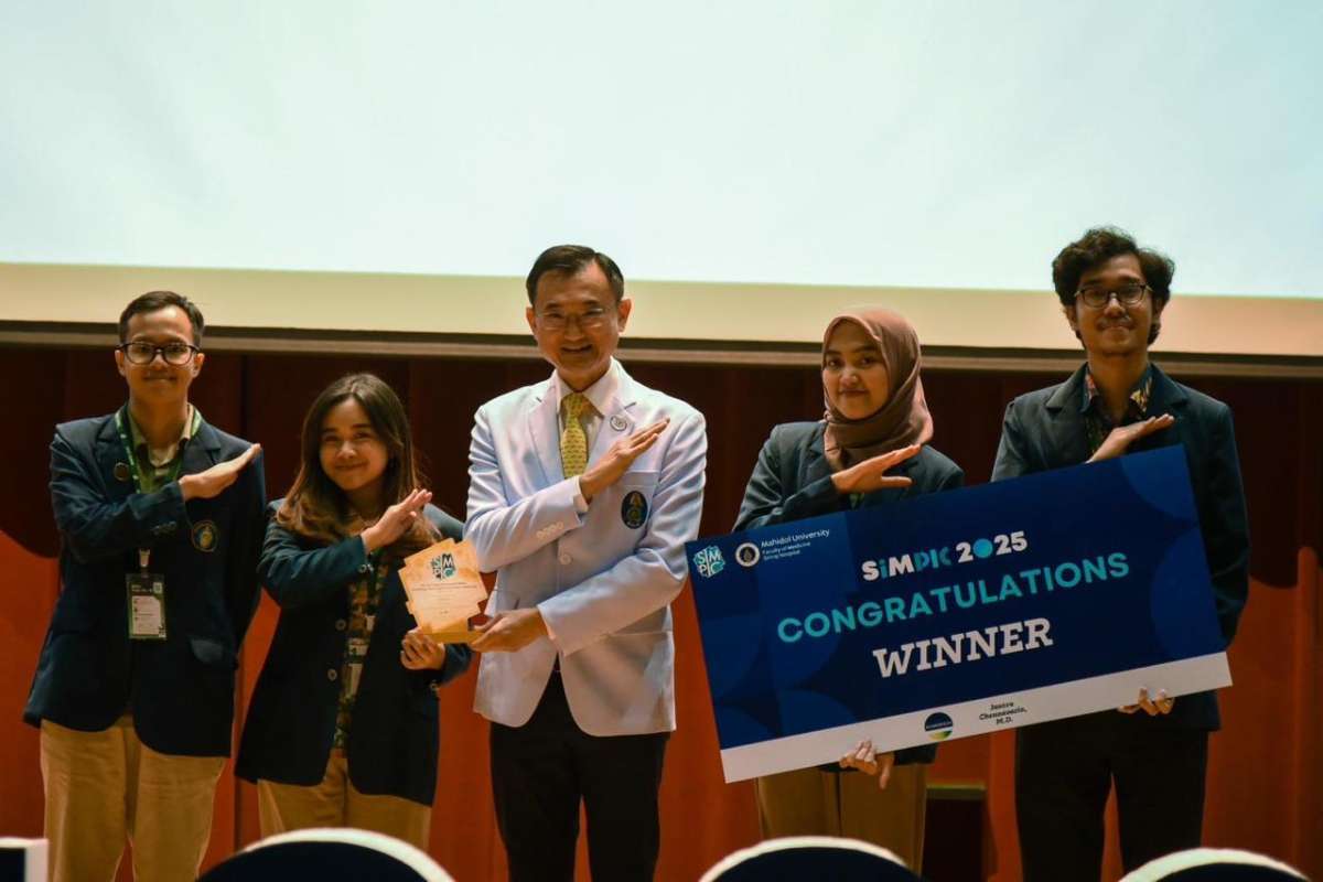 Tim FKUB yang memenangkan ajang The 14th Siriraj International Medical Microbiology, Parasitology, and Immunology Competition (SIMPIC) 2025. (ist) - Mahasiswa FKUB Sabet Juara 1 dan Lima Medali di SIMPIC 2025