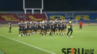 Timnas Indonesia U-20 saat latihan di GDS. (Seru.co.id/sda1) - Timnas U-20 Jalani Latihan Perdana di GDS Jelang Turnamen Mini Internasional