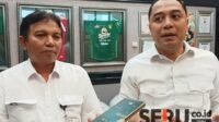 Wali Kota Surabaya dan Kepala BBWS Brantas saat diwawancarai awak media. (sby2) - Wali Kota dan BBWS Brantas Bahas Normalisasi Kawasan Sungai di Surabaya