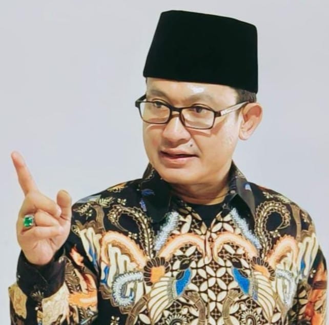 Putusan MK Ambivalen? Respon Atas Tidak Dapat Diterimanya Gugatan Cagub dan Cawagub Jatim Ibu Risma dan Gus Hans