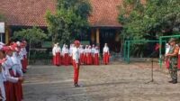 Babinsa Kedungkandang Hadiri Upacara SDN Kedungkandang 2, Berikan Amanat Ini