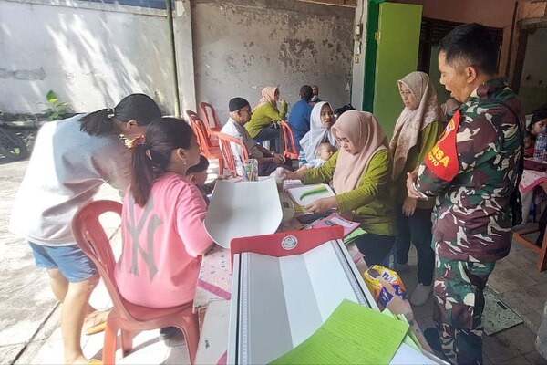 Babinsa Lowokwaru Pendampingan Posyandu Lansia Dinoyo Agar Kesehatan Terjaga