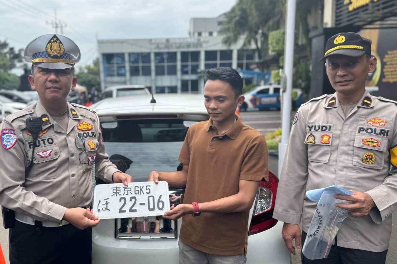 Usai Viral di Medsos, Satlantas Polresta Malang Kota Tilang Jazz Nopol Huruf Kanji