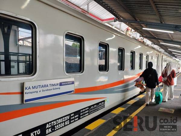 KAI Daop 9 Jember Operasikan KA Mutiara Timur Tambahan di Akhir Pekan