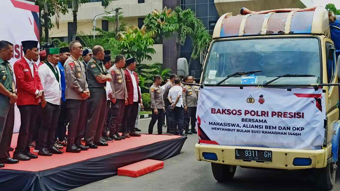 Bersama Elemen Mahasiswa, Polda Jatim Gelar Baksos dan Salurkan 12.050 Paket Sembako