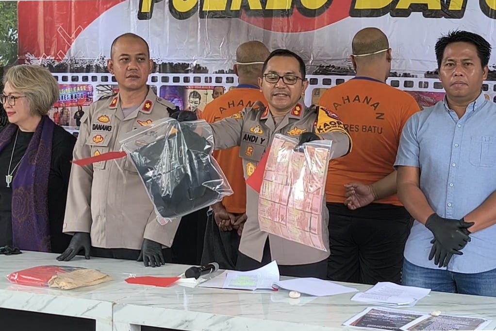 Bukti Pemerasan Oknum Wartawan dan Aktivis di Batu, Polisi Amankan Rp150 Juta