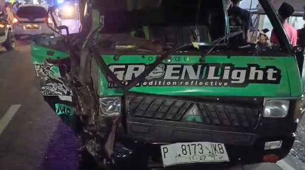 Kecelakaan Adu Banteng Motor vs Pikap di Jember, Dua Orang Tewas