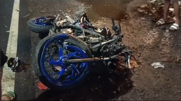 Kecelakaan Adu Banteng Motor vs Pikap di Jember, Dua Orang Tewas