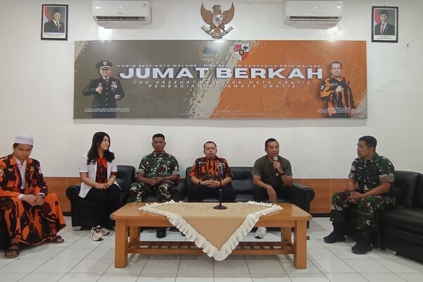 Kodim 0833 dan MPC Pemuda Pancasila Gelar Jumat Berkah Perkuat Sinergisitas