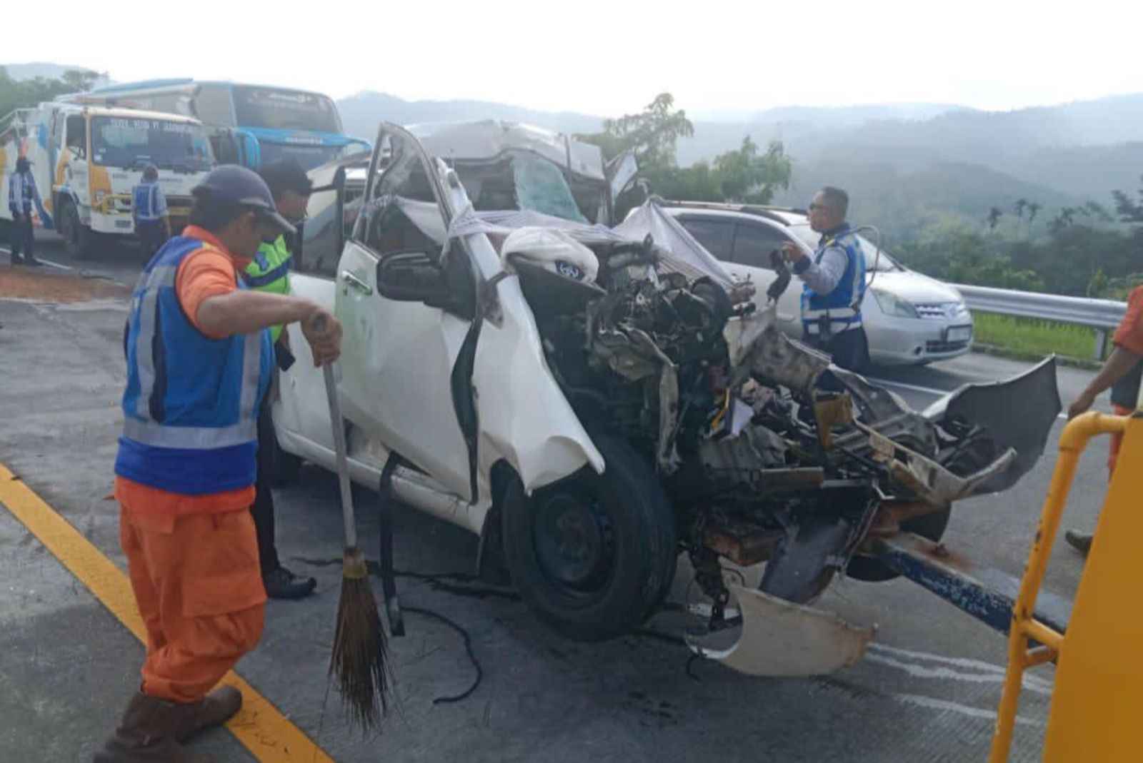 Kecelakaan Maut Tol Malang - Pandaan, Seorang Pemuda Tewas Usai Tabrak Truk Tronton