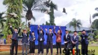 Pelepasan burung merpati dan perkutut, simbolisasi Polinema terbang lebih tinggi. (rhd) - Kado Dies Natalis ke-43 Polinema Raih Beragam Prestasi, Gelar Rangkaian Kegiatan