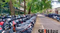 Penertiban parkir SMAN 3. (ska) - Dishub Kota Malang Tertibkan Parkir Liar di Kawasan Sekolah dan Pasar