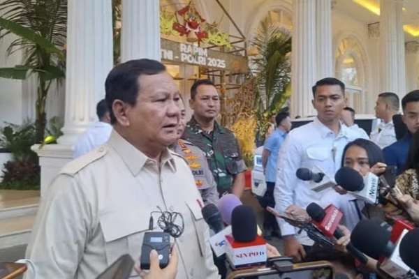 Presiden Prabowo keluarkan Inpres Nomor 1 Tahun 2025 tentang Efisiensi Belanja dalam Pelaksanaan APBN dan APBD Tahun Anggaran 2025. (ist) - Efisiensi Anggaran Era Prabowo, BKN, DPR dan Kemenkeu Mulai Rasakan Dampaknya