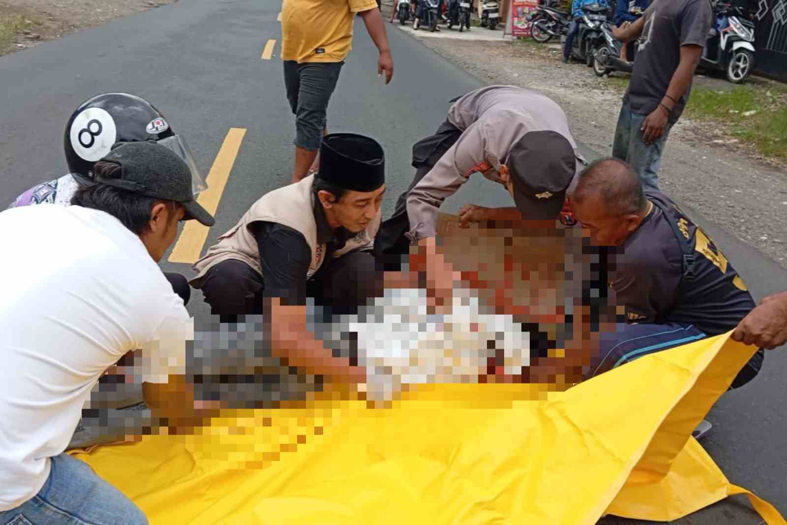 Lepas Kendali, Pemuda Tulungagung Meninggal Tertabrak Pick Up di Sumberpucung