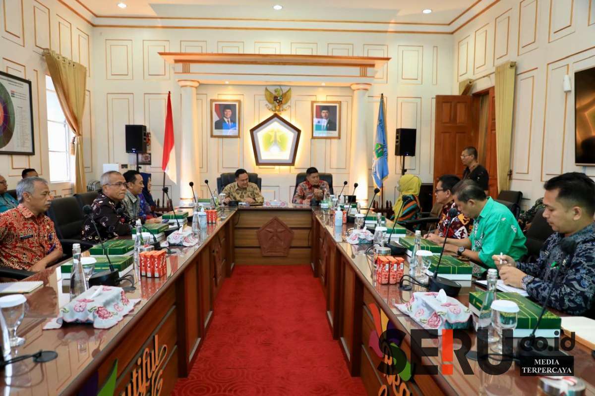 Rapat koordinasi. (pro) - Respons Inpres 1/2025, Pemkot Malang Pangkas Anggaran Perjalanan Dinas 50 Persen