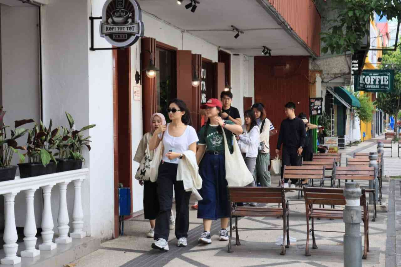 Perkuat Kolaborasi Global, FIB UB Jalin Kerja Sama Industri Budaya dengan Peking University