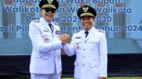 Wahyu Hidayat dan Ali Muthohirin resmi jadi Wali Kota dan Wakil Wali Kota Malang. (pro) - Wahyu Hidayat dan Ali Muthohirin Resmi Dilantik, Optimis Kota Malang Lebih Berkelas